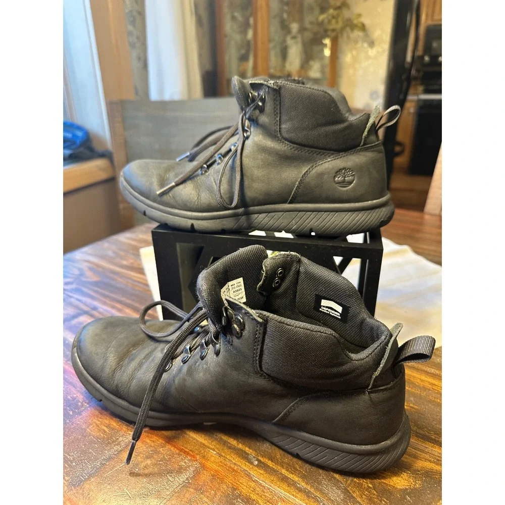 Timberland Black‎ Leather Work Boots HOVERLITE Defender A1R1S Men's Sz 9.5 Work